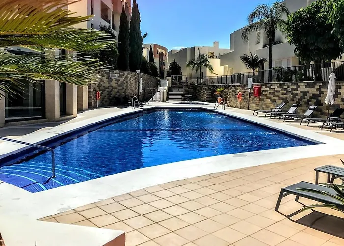 Lägenhet Spacious With 3 Pools & Gym Marbella