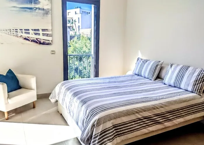 Spacious With 3 Pools & Gym Lägenhet Marbella