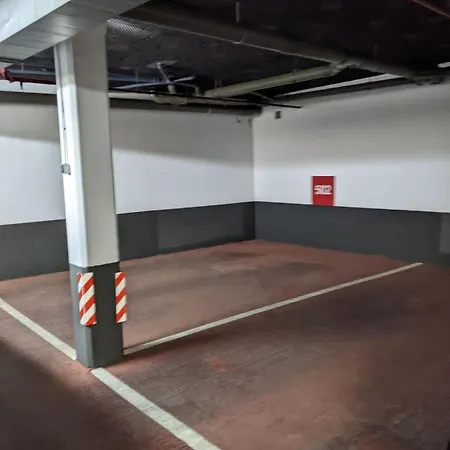 Spacious With 3 Pools & Gym * 마르베야