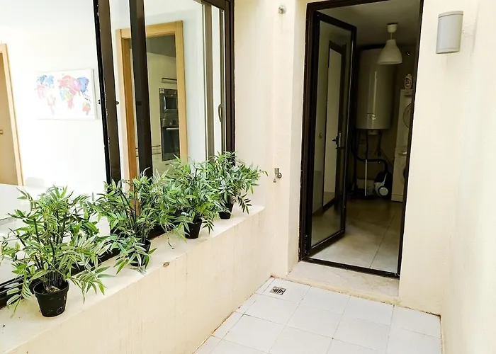 Spacious With 3 Pools & Gym マルベーリャ