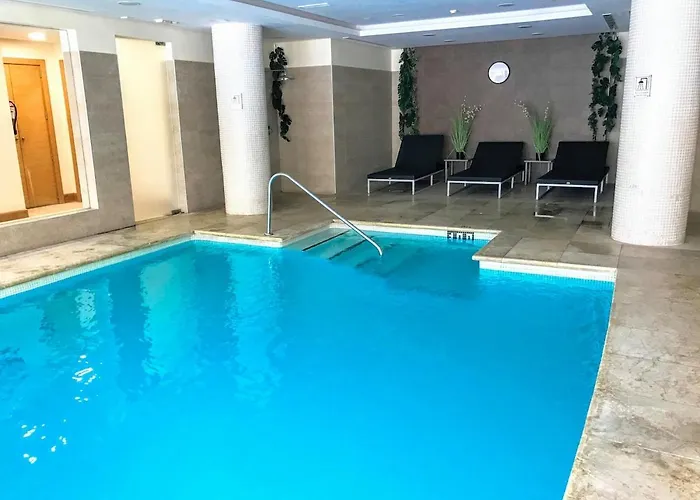 Spacious With 3 Pools & Gym Apartament *