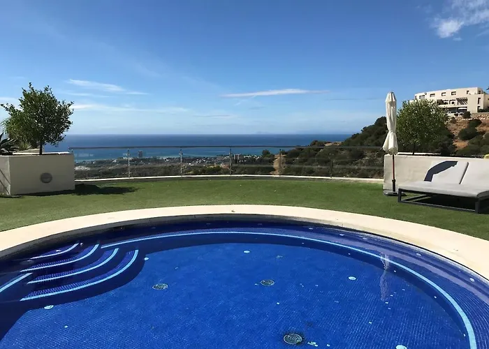 Spacious With 3 Pools & Gym * Marbella