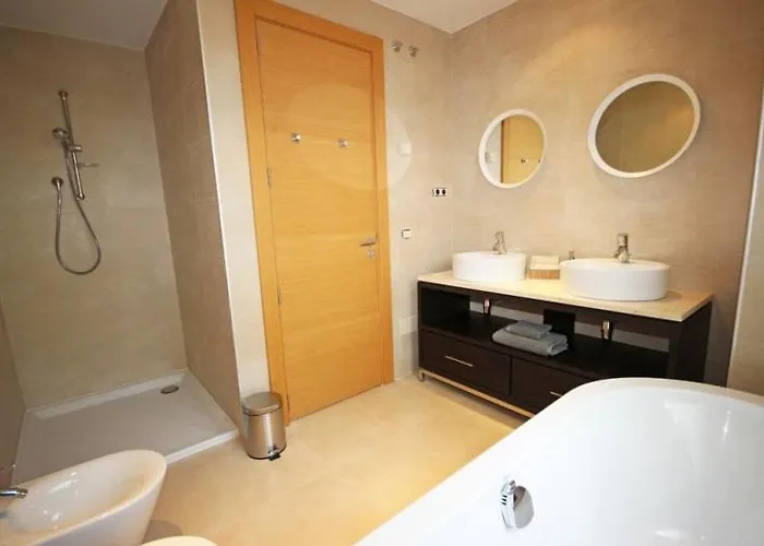 Apartament Spacious With 3 Pools & Gym